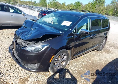 2017 Chrysler Pacifica Limited из США, поврежденный, VIN 2C4RC1GG2HR584040